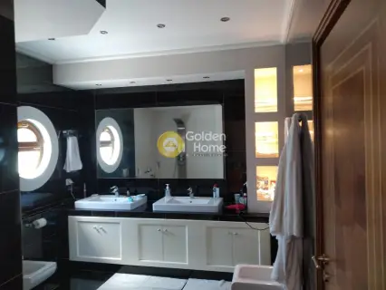 Floor Apartment 180m<sup>2</sup> for rent photo 59
