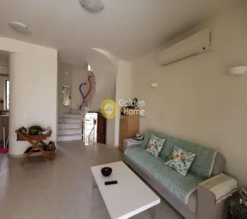 Independent Maisonette 200m<sup>2</sup> for sale photo 3
