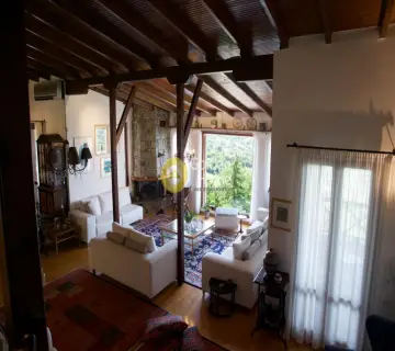 Independent Maisonette 470m<sup>2</sup> for sale photo 6