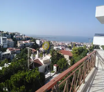 Κτίριο 215τ.μ. προς πώληση φωτογραφία 1