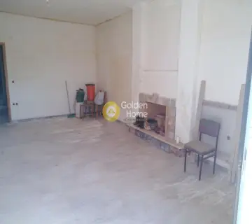 Κτίριο 215τ.μ. προς πώληση φωτογραφία 2