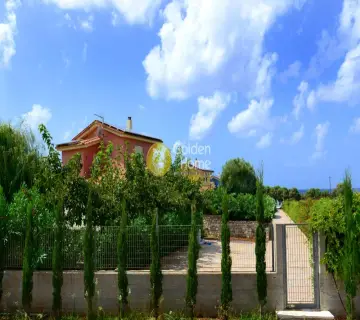 Golden Home Property Image