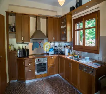 House 350m<sup>2</sup> for sale photo 4