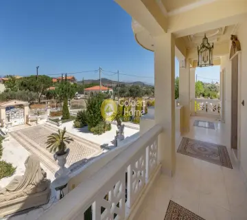 Golden Home Property Image