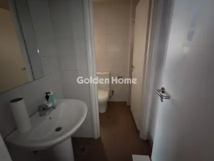 Store 130m<sup>2</sup> for rent photo 3