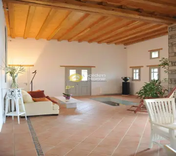 Residence complex 597m<sup>2</sup> for sale photo 5
