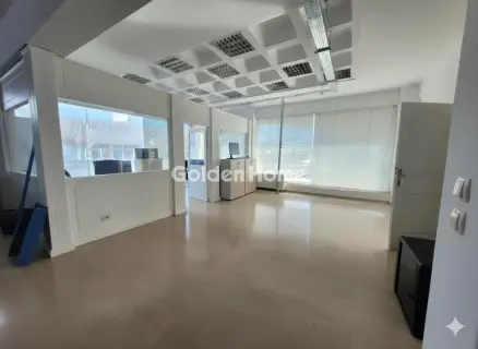 Independent Building 975m<sup>2</sup> for rent photo 3