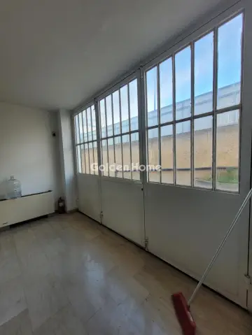 Independent Building 975m<sup>2</sup> for rent photo 7