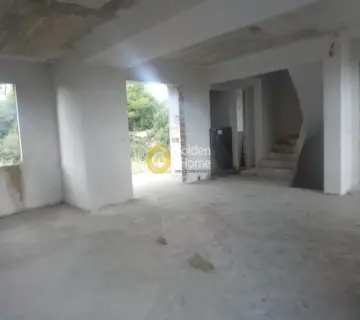 Οικία 680τ.μ. προς πώληση φωτογραφία 2359386