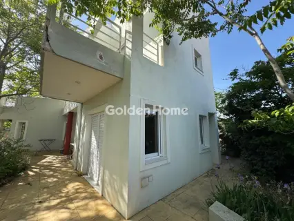 House 200m<sup>2</sup> for sale photo 5547555
