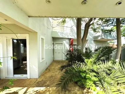 House 200m<sup>2</sup> for sale photo 76