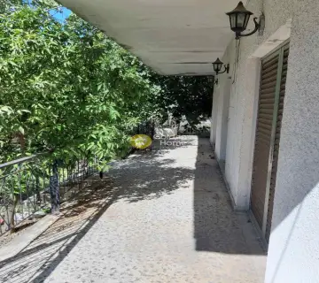 Οικιστικό 1050τ.μ. προς πώληση φωτογραφία 3