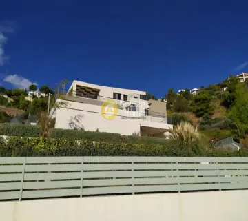 House 530m<sup>2</sup> for sale photo 28
