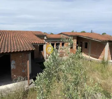 Building 200m<sup>2</sup> for sale photo 2407992