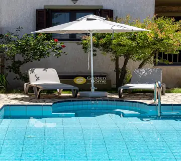 独立复式小屋 223m<sup>2</sup> for sale photo 2425535