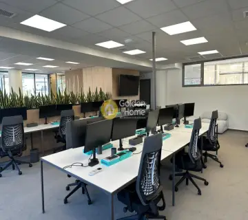 Office 261m<sup>2</sup> for rent photo 15