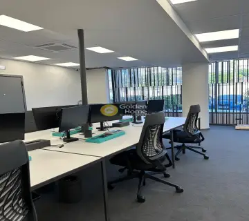 Office 261m<sup>2</sup> for rent photo 7