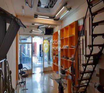 店铺 70m<sup>2</sup> for rent photo 1