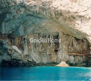 岛屿 1337241m<sup>2</sup> for sale photo 5068280
