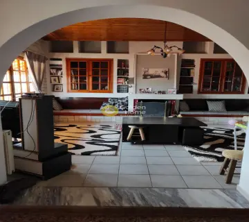 Floor Apartment 130m<sup>2</sup> for sale photo 2
