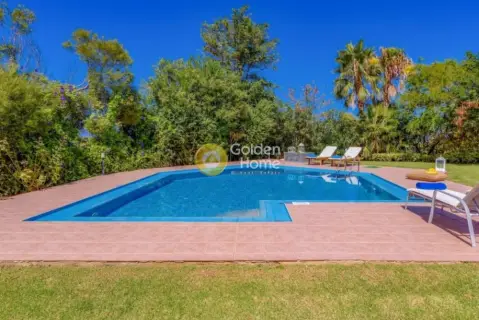 House 300m<sup>2</sup> for sale photo 26