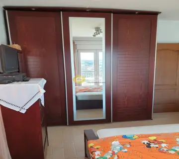 Independent Maisonette 200m<sup>2</sup> for sale photo 2950262