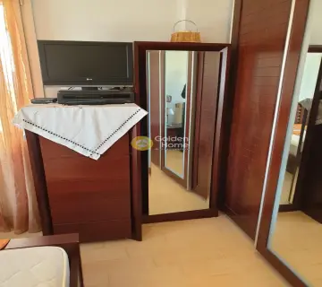Independent Maisonette 200m<sup>2</sup> for sale photo 2950279