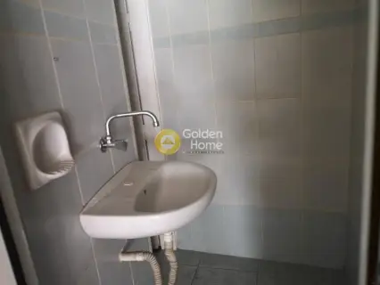 Store 30m<sup>2</sup> for rent photo 4