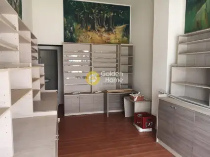 Store 30m<sup>2</sup> for rent photo 2