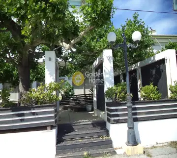 Hotel 1050m<sup>2</sup> for sale photo 3