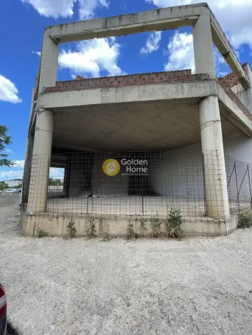 Independent Building 800m<sup>2</sup> for rent photo 1