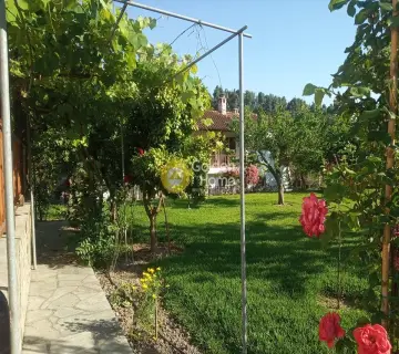 House 300m<sup>2</sup> for sale photo 1