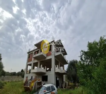 Building 390m<sup>2</sup> for sale photo 4