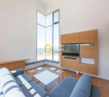Independent Maisonette 164m<sup>2</sup> for sale photo 7