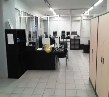 Office 387m<sup>2</sup> for rent photo 16