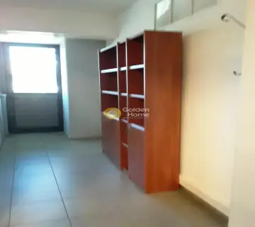 Office 387m<sup>2</sup> for rent photo 23