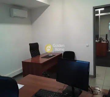 Office 387m<sup>2</sup> for rent photo 3