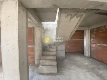 独立复式小屋 175m<sup>2</sup> for sale photo 5339499