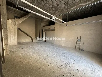 Residential 198m<sup>2</sup> for sale photo 2