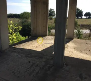 Κτίριο 560τ.μ. προς πώληση φωτογραφία 2781612