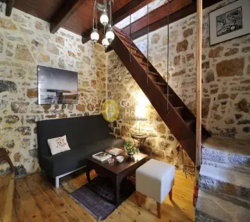 Independent Maisonette 300m<sup>2</sup> for sale photo 15
