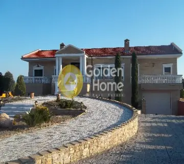 House 390m<sup>2</sup> for sale photo 1