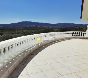 Μονοκατοικία 658τ.μ. προς πώληση φωτογραφία 1