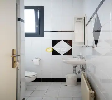 House 700m<sup>2</sup> for sale photo 32