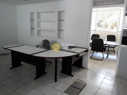 Office 300m<sup>2</sup> for sale photo 3