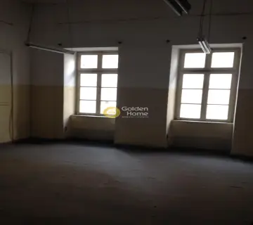 Κτίριο 600τ.μ. προς πώληση φωτογραφία 4