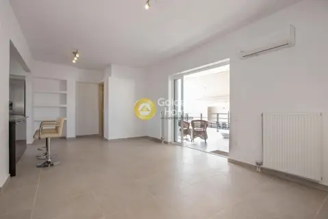 Floor Apartment 86m<sup>2</sup> for rent photo 3