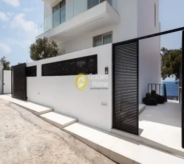 House 415m<sup>2</sup> for rent photo 81