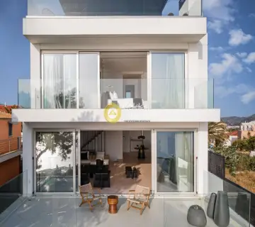 House 415m<sup>2</sup> for rent photo 66