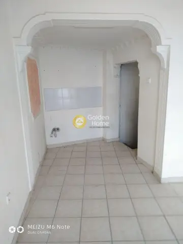 Κατάστημα 92τ.μ. προς πώληση φωτογραφία 1